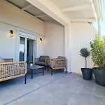 Pied-A-Terre By Belmont Realty