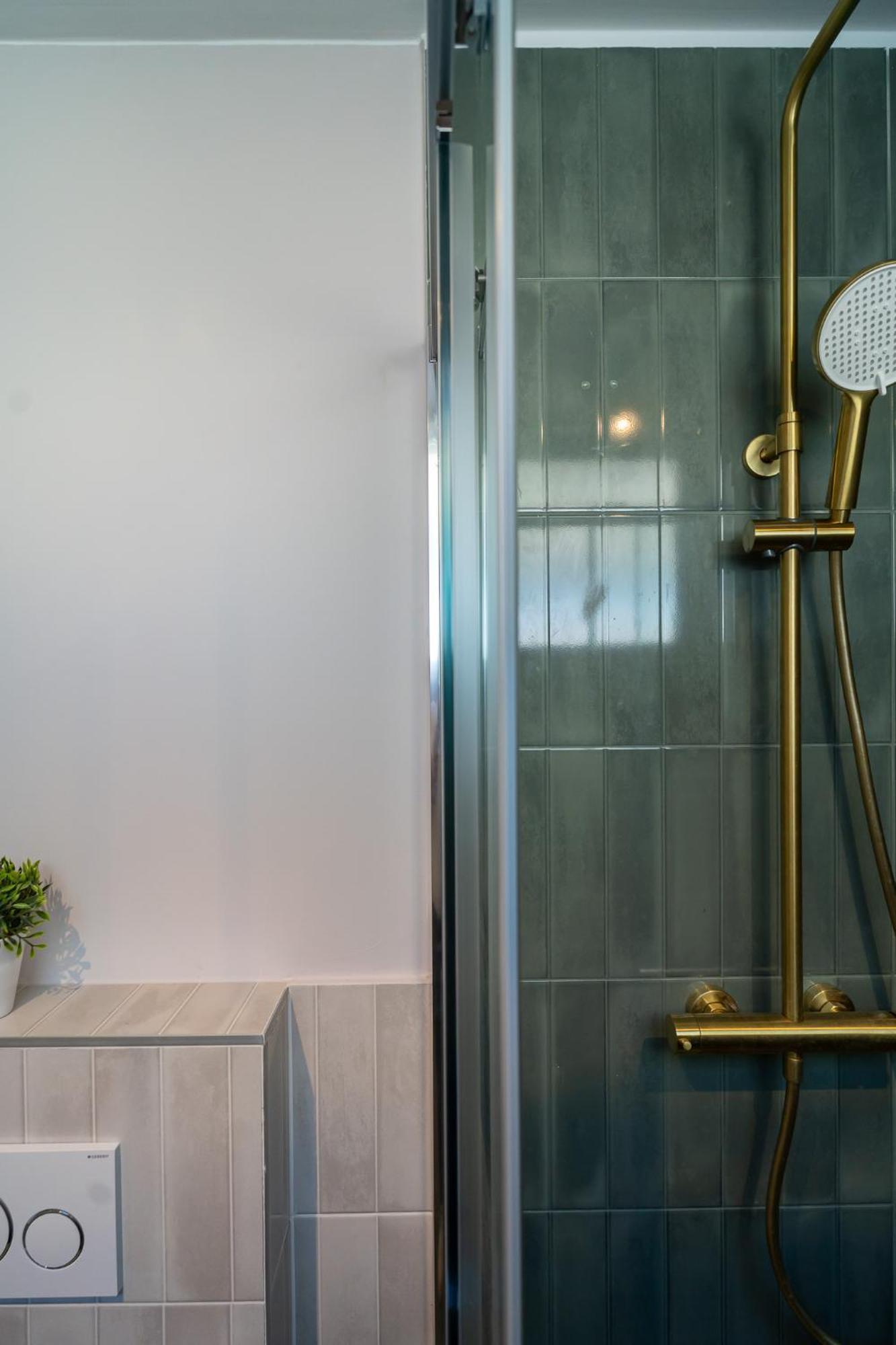 Pied-a-terre By Belmont Realty *
